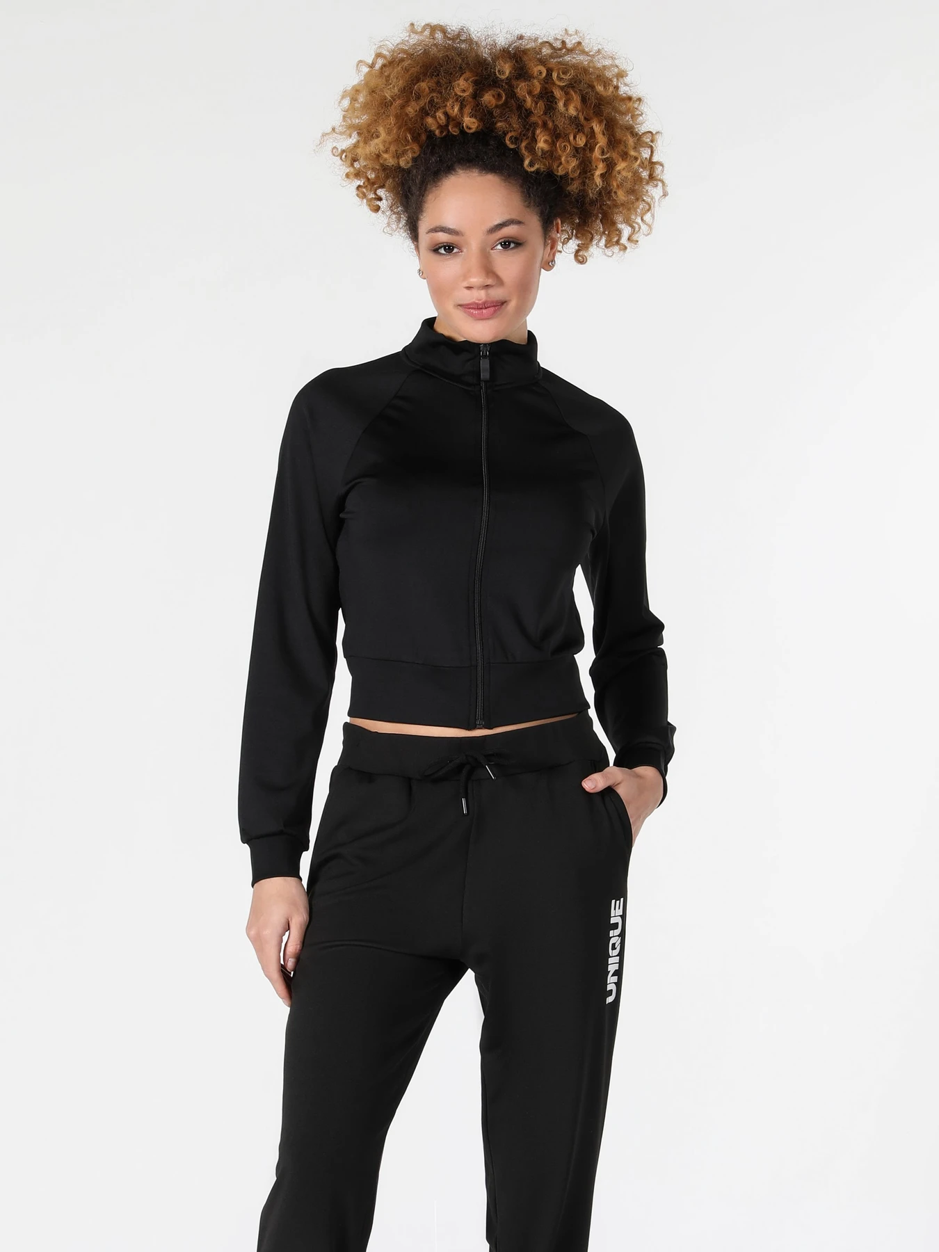 Худи и свитшоты Colin’s модель CL1057333_Q1.V1_BLK Фото