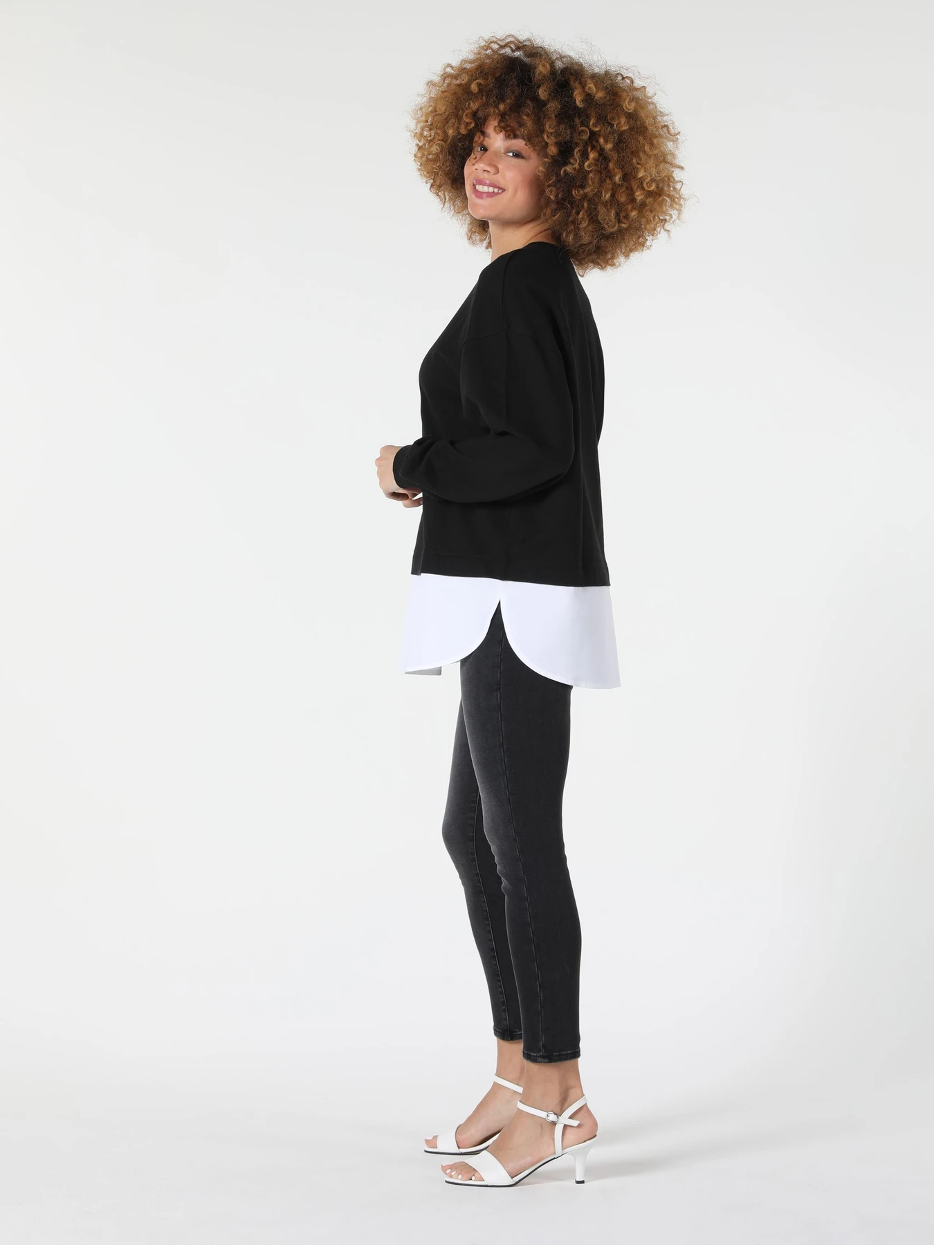 Худи и свитшоты Colin’s модель CL1057368_Q1.V1_BLK Фото