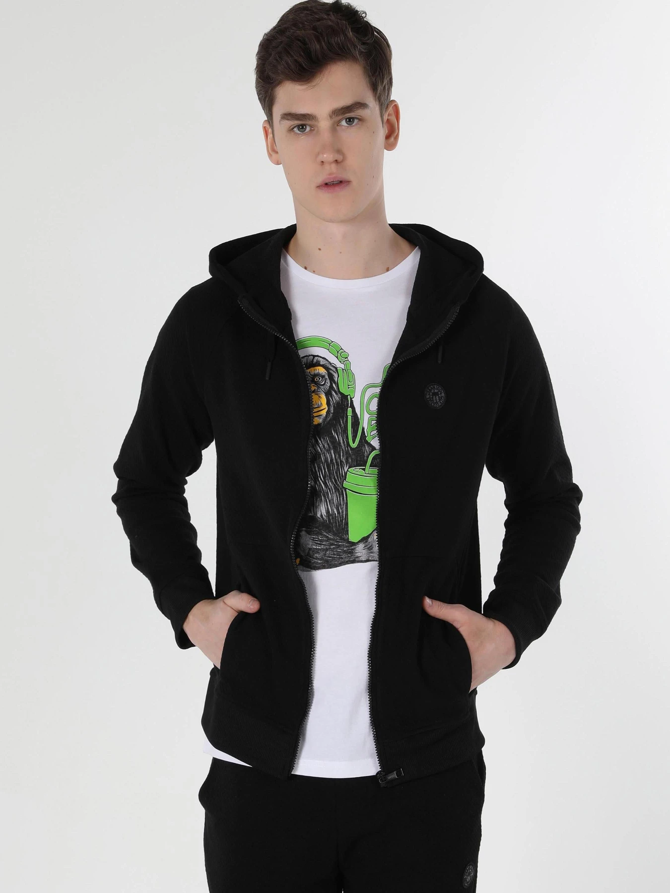 Худі та світшоти Colin’s модель CL1056951_Q1.V1_BLK Фото