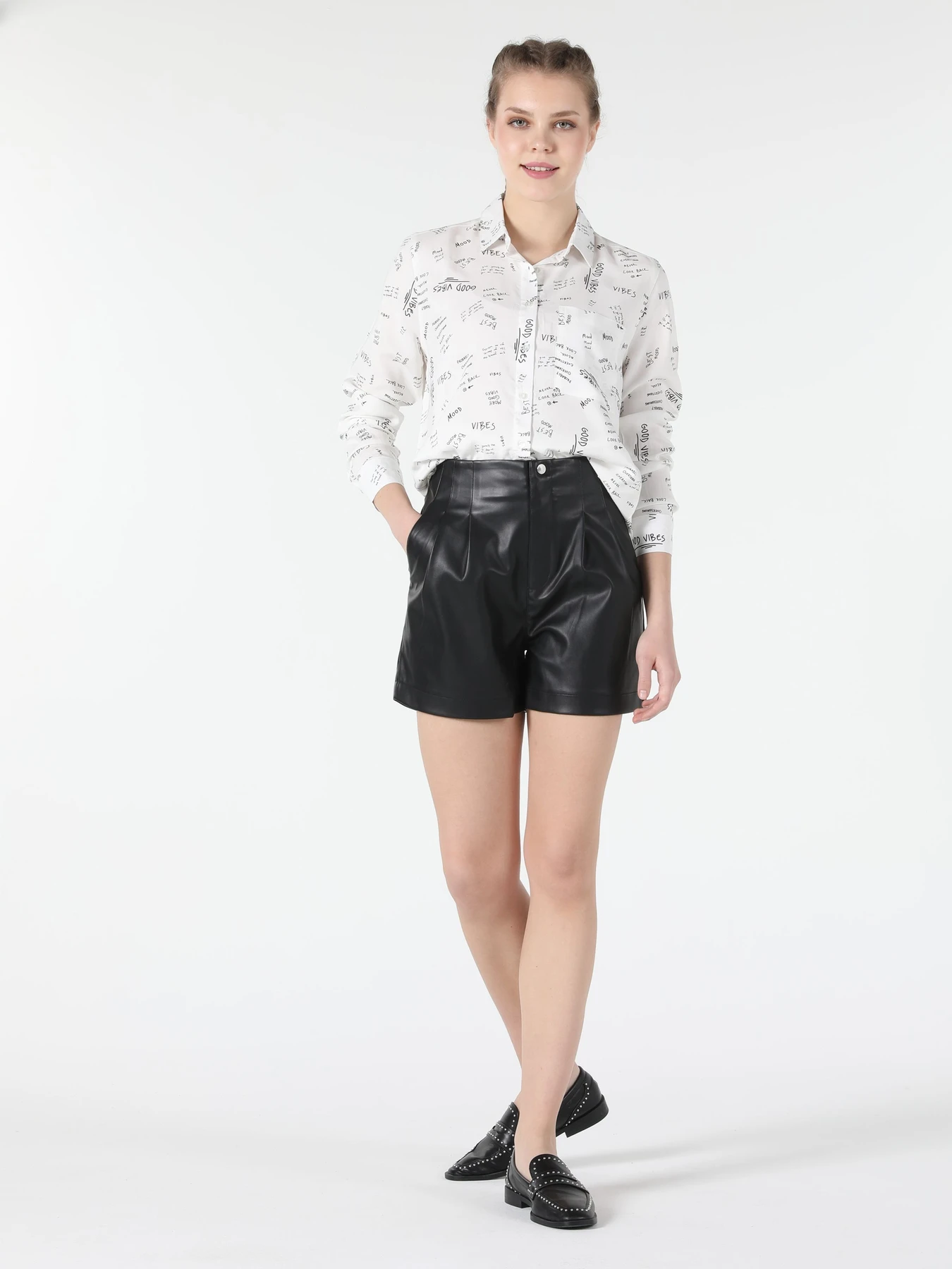 Сорочки Colin’s модель CL1058105_Q1.V1_WHT Фото