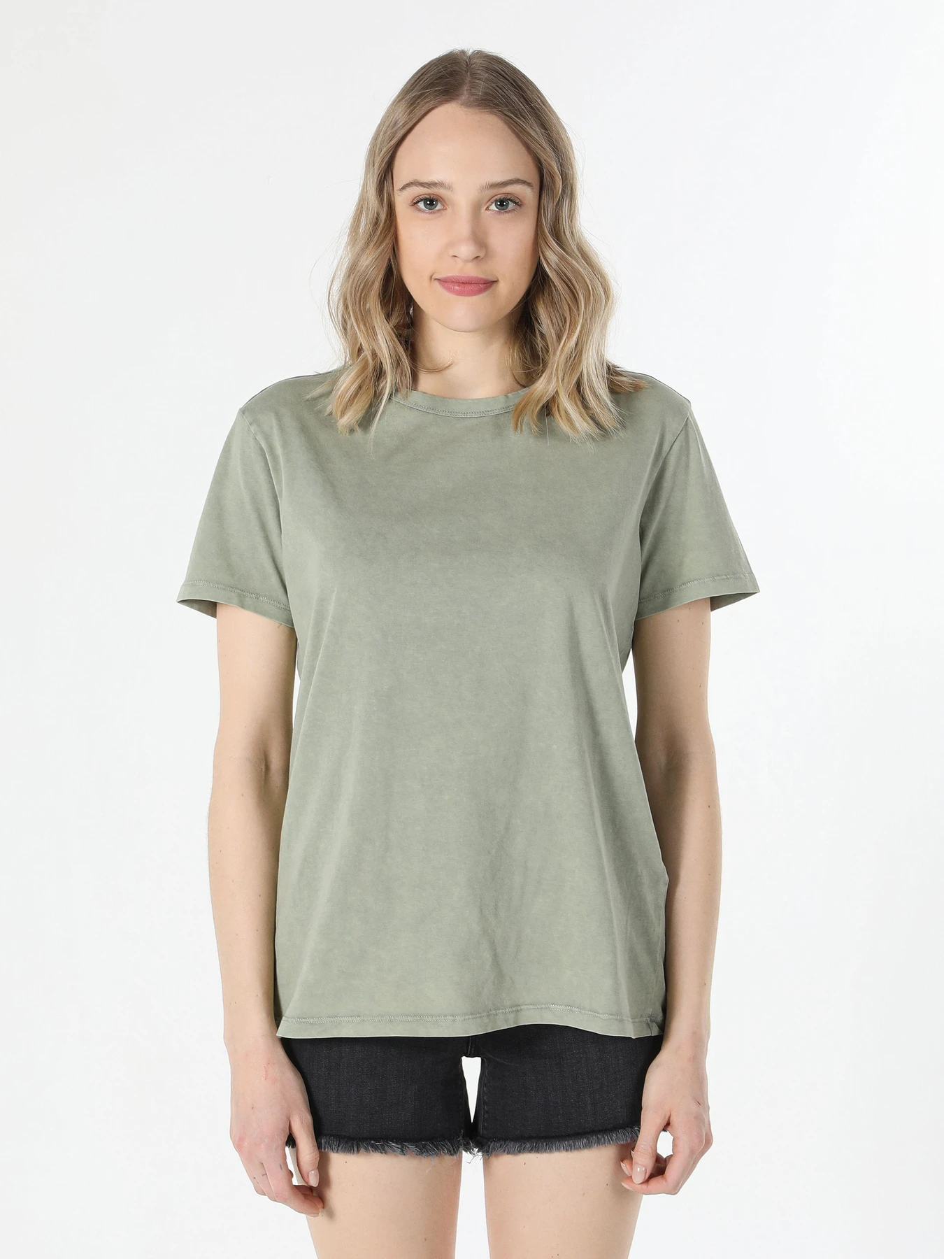 Футболки и поло Colin’s модель CL1058495_Q1.V1_OLV Фото