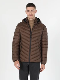 Куртки и дубленки Colin’s модель CL1021308_Q1.V1_BRW Фото
