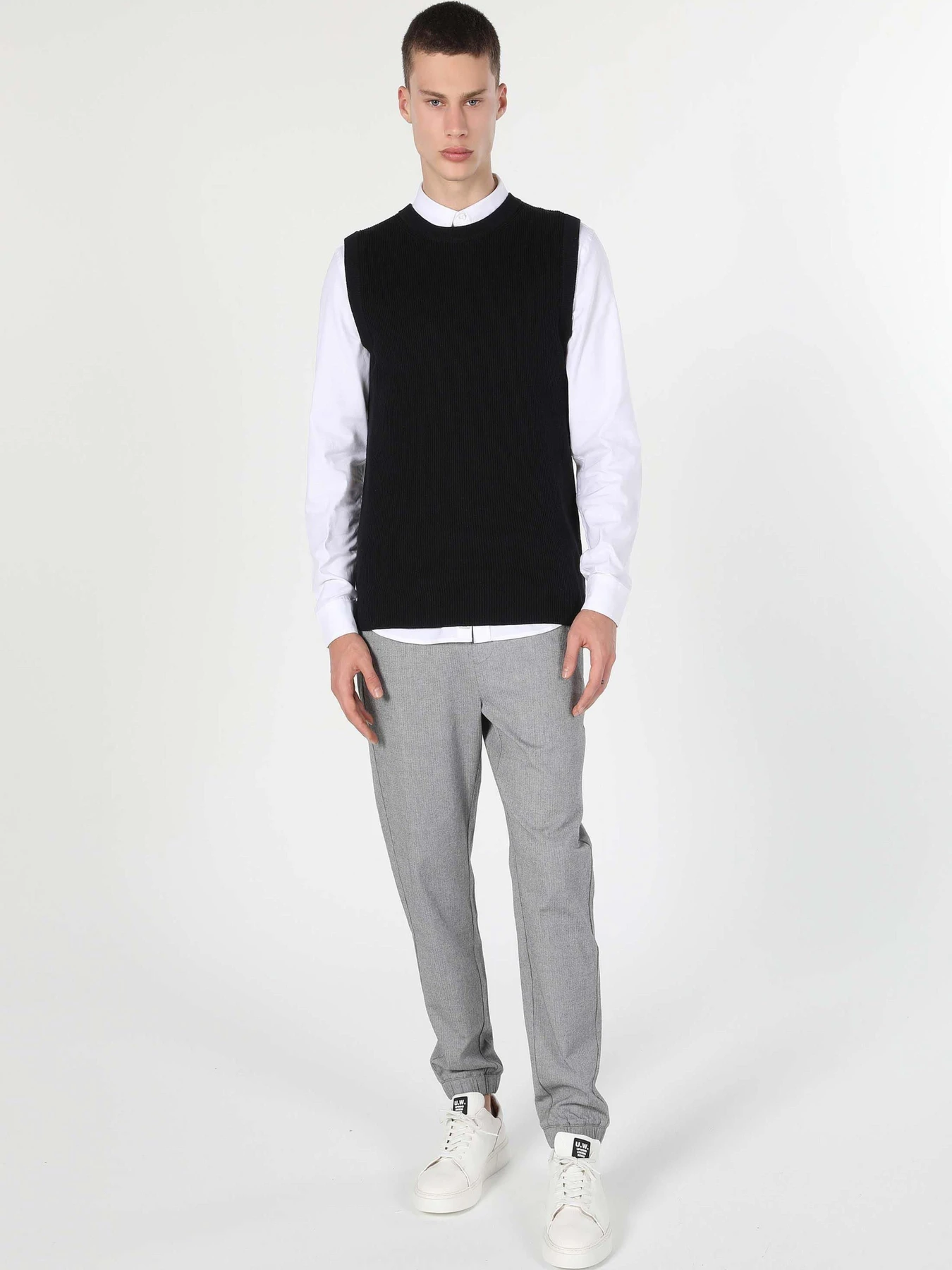 Худі та світшоти Colin’s модель CL1060495_Q1.V1_BLK Фото