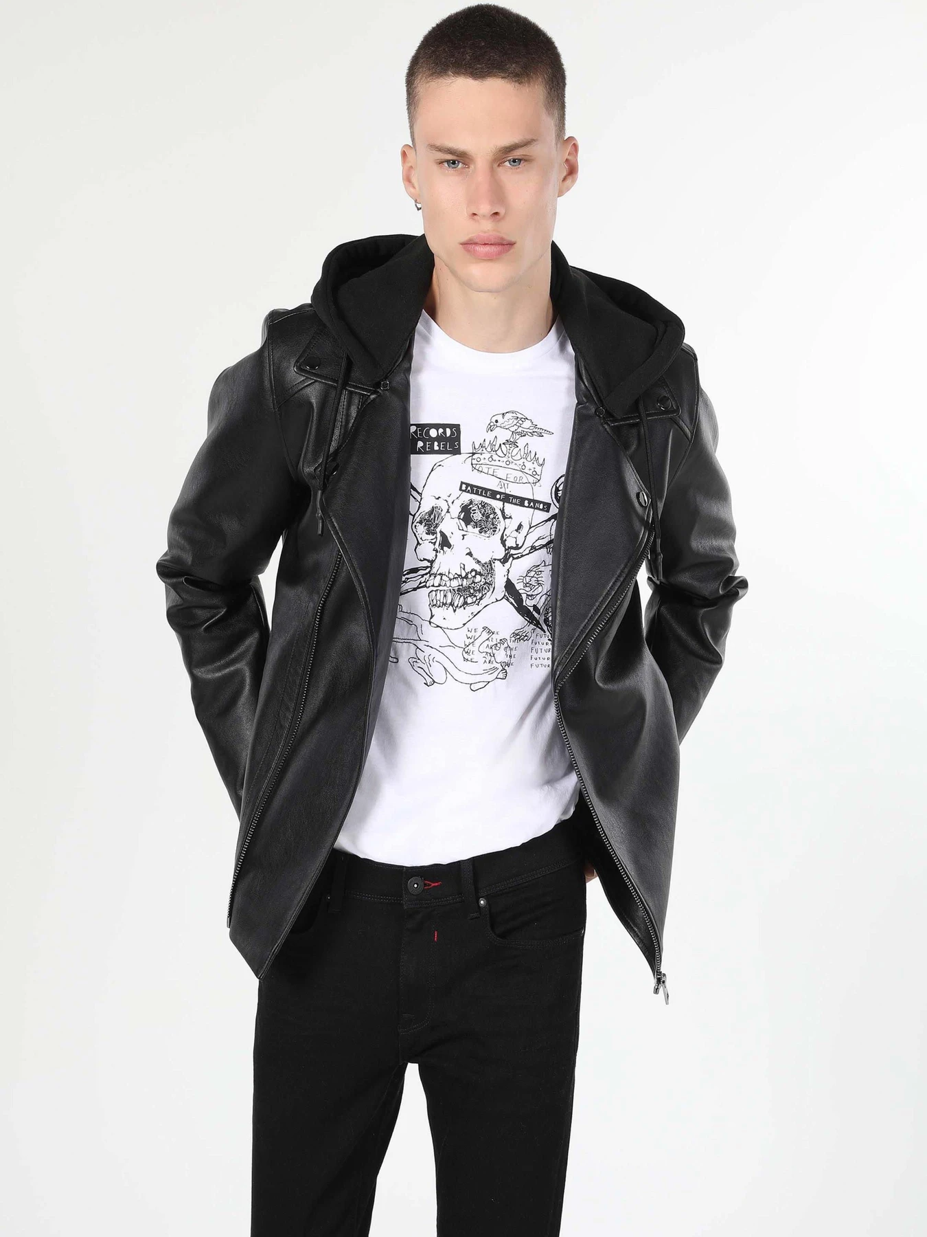 Куртки и дубленки Colin’s модель CL1060745_Q1.V1_BLK Фото