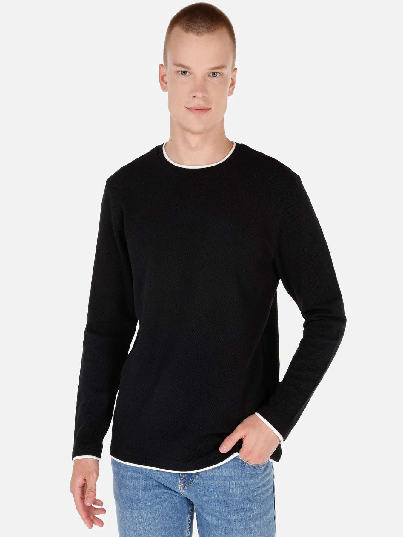 Худі та світшоти Colin’s модель CL1069828_Q1.V1_BLK Фото