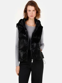 Куртки и дубленки Colin’s модель CL1070349_Q1.V1_BLK Фото
