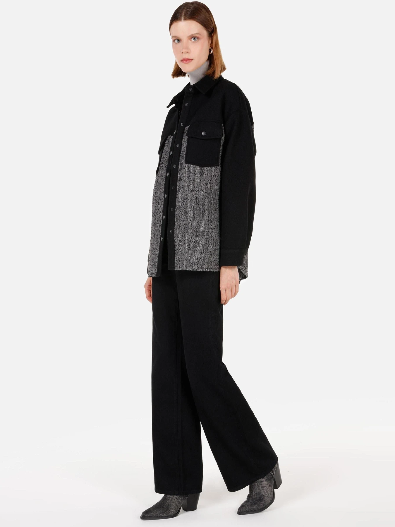 Куртки и дубленки Colin’s модель CL1071239_Q1.V1_BLK Фото