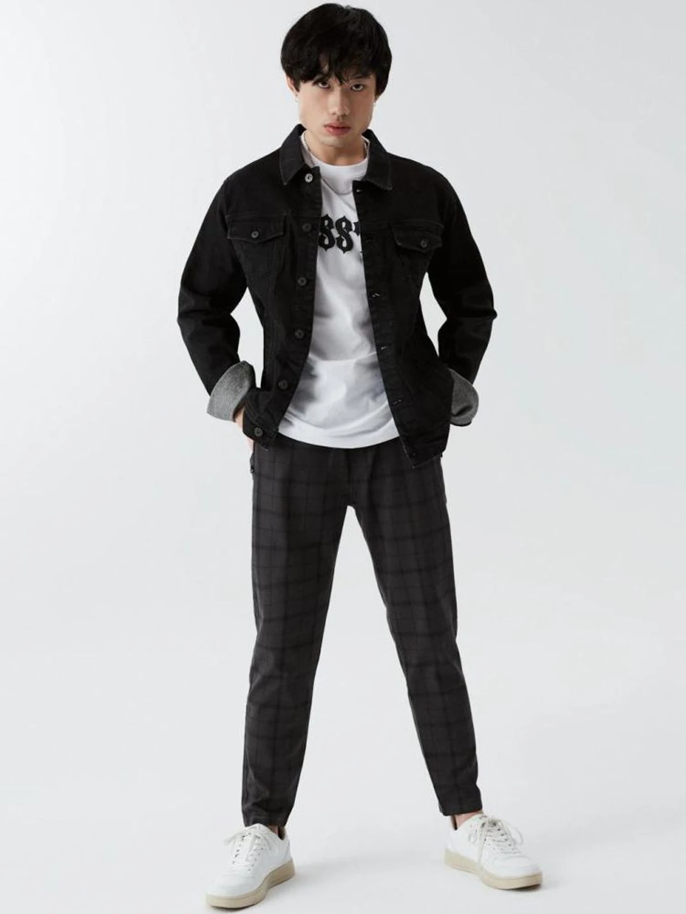 Футболки и поло DIVERSE Varsity E модель 10039941 Футболки и поло DIVERSE Varsity E модель 10039941 Фото