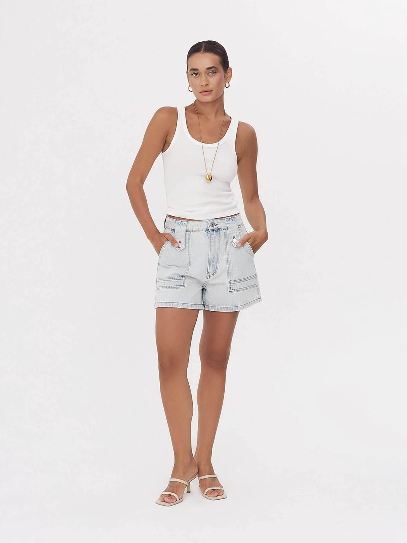 Шорты FASHIONISTA модель J5028 Фото