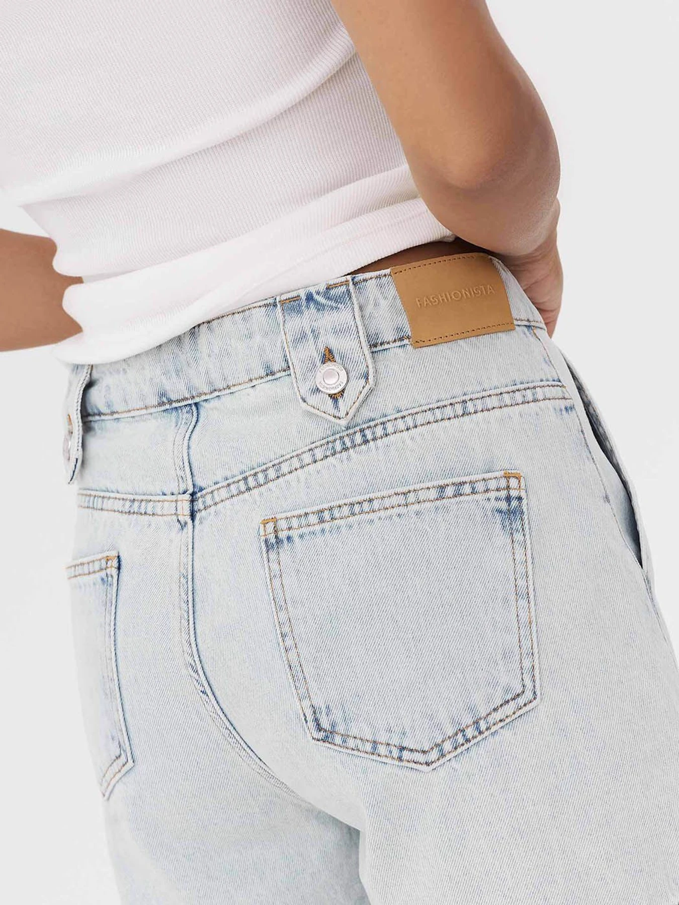 Шорты FASHIONISTA модель J5028 Фото