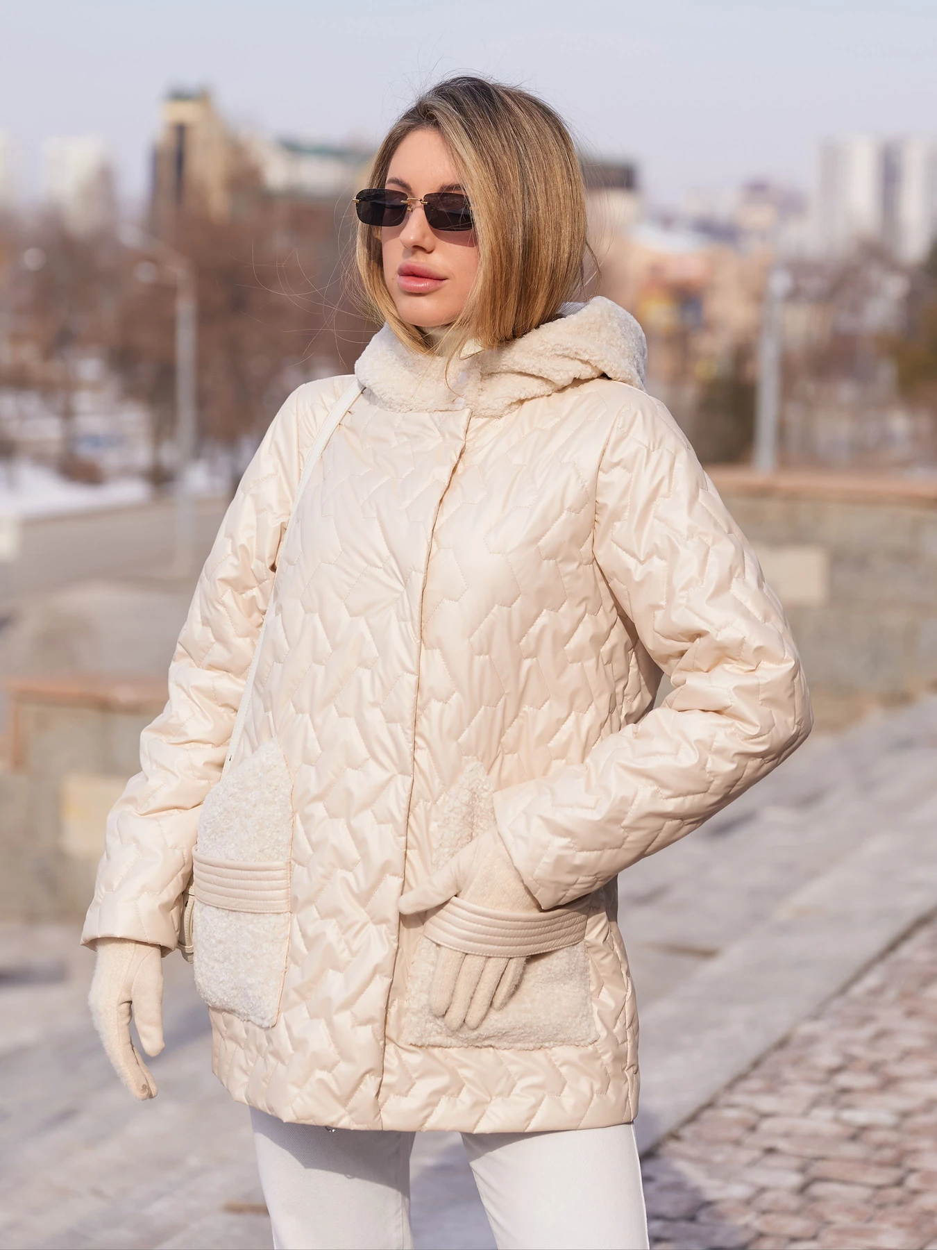 Куртки и дубленки MilaNova модель Куртка К-363 молоко Фото