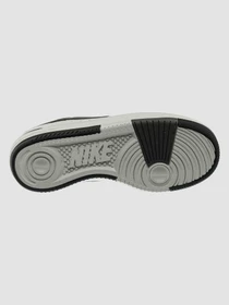 Кросівки NIKE Gamma Force Shoes модель DX9176-100 Фото