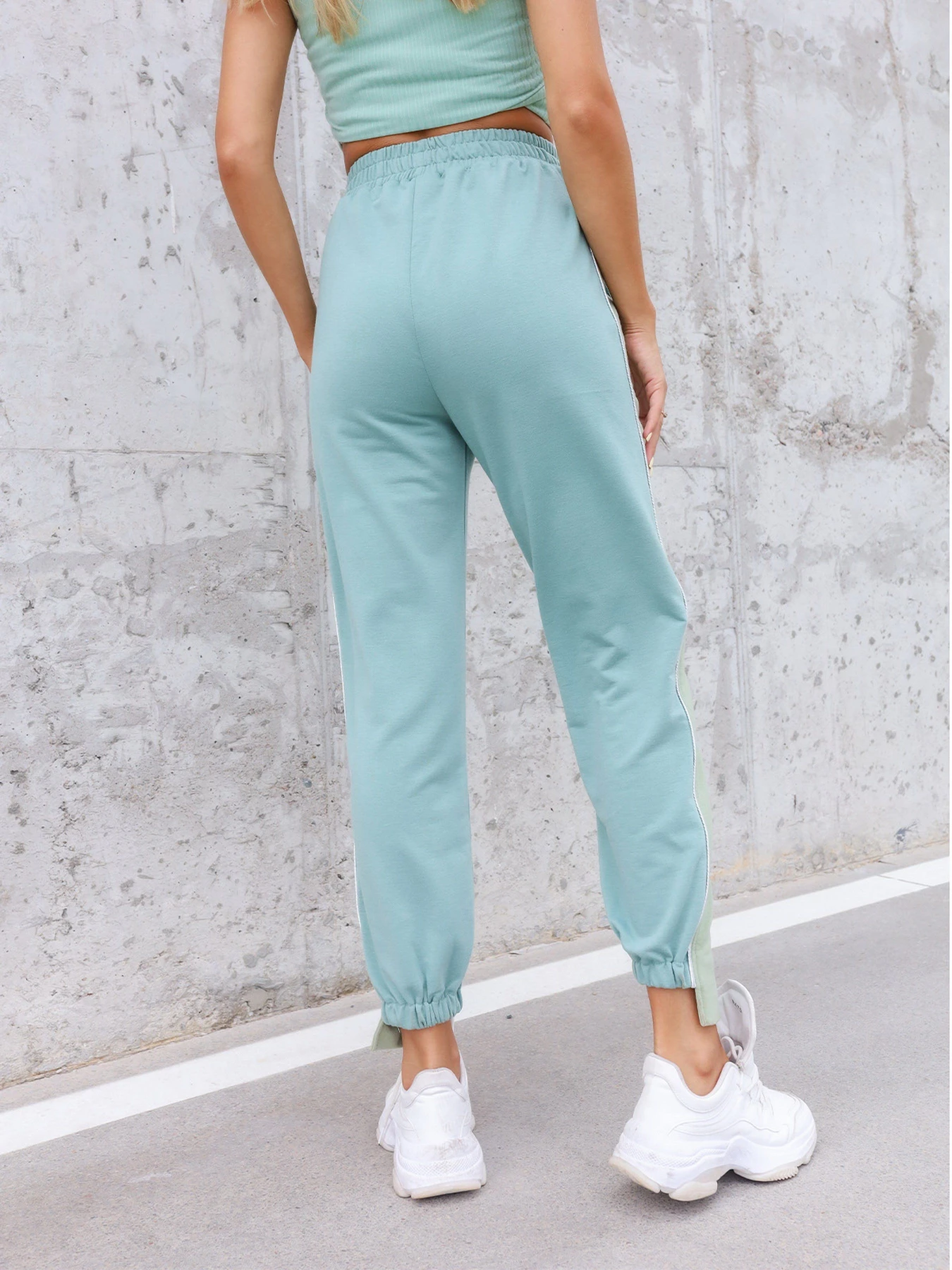 Брюки ISSA Plus модель 12825_mint Брюки ISSA Plus модель 12825_mint Фото