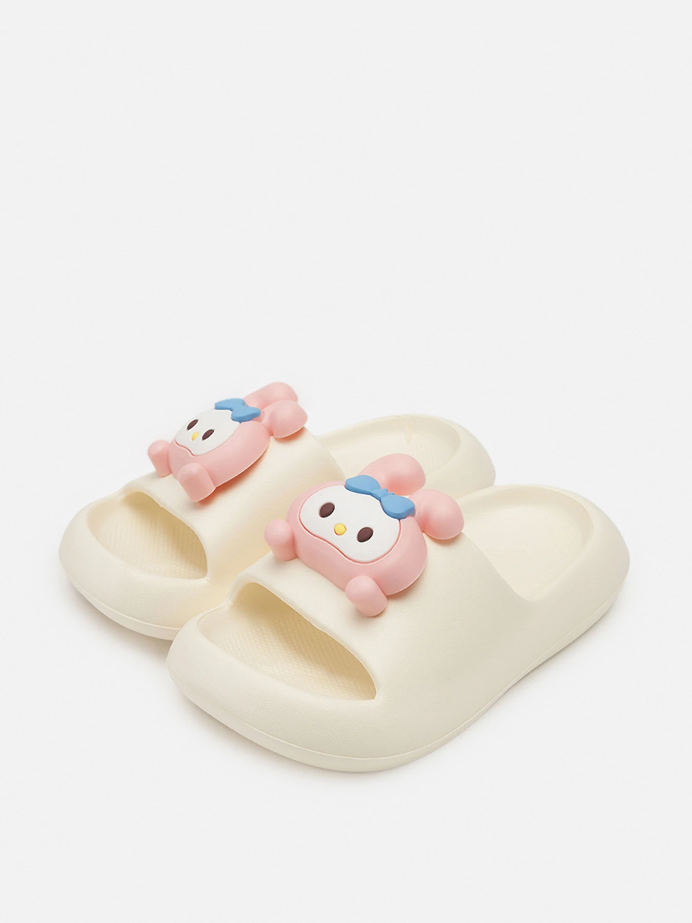 Шлёпанцы YUKI модель ЦБ-00267983 Шлёпанцы YUKI модель ЦБ-00267983 Фото