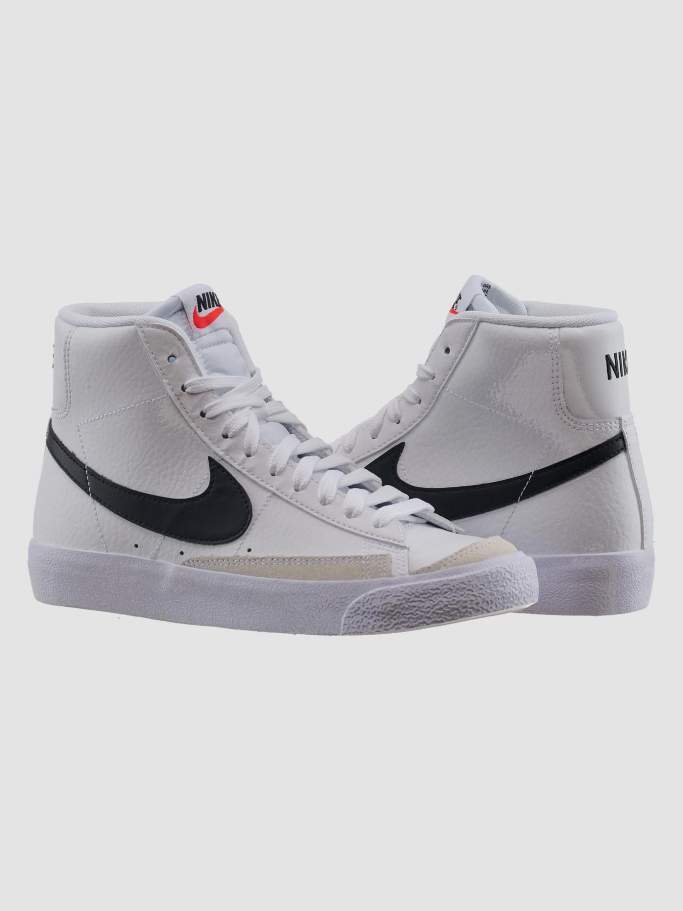 Кеди NIKE Nike Blazer Mid 77 модель DA4086-100 Кеди NIKE Nike Blazer Mid 77 модель DA4086-100 Фото