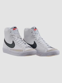 Кеди NIKE Nike Blazer Mid 77 модель DA4086-100 Фото