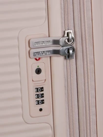 Дорожні сумки та валізи American Tourister модель 32G03001 Фото