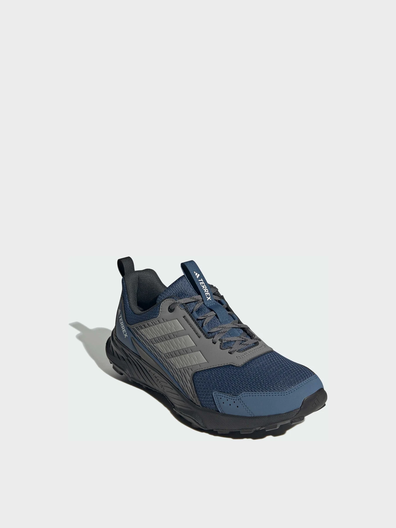 Кроссовки Adidas модель JI0958 Кроссовки Adidas модель JI0958 Фото