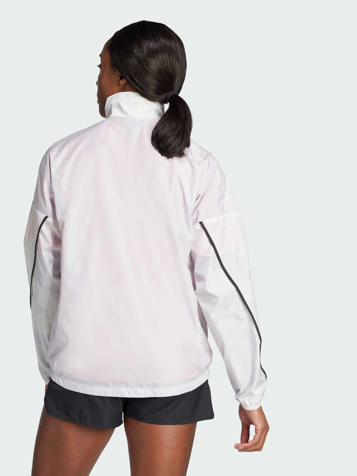 Куртки та дублянки Adidas модель JD8437 Фото
