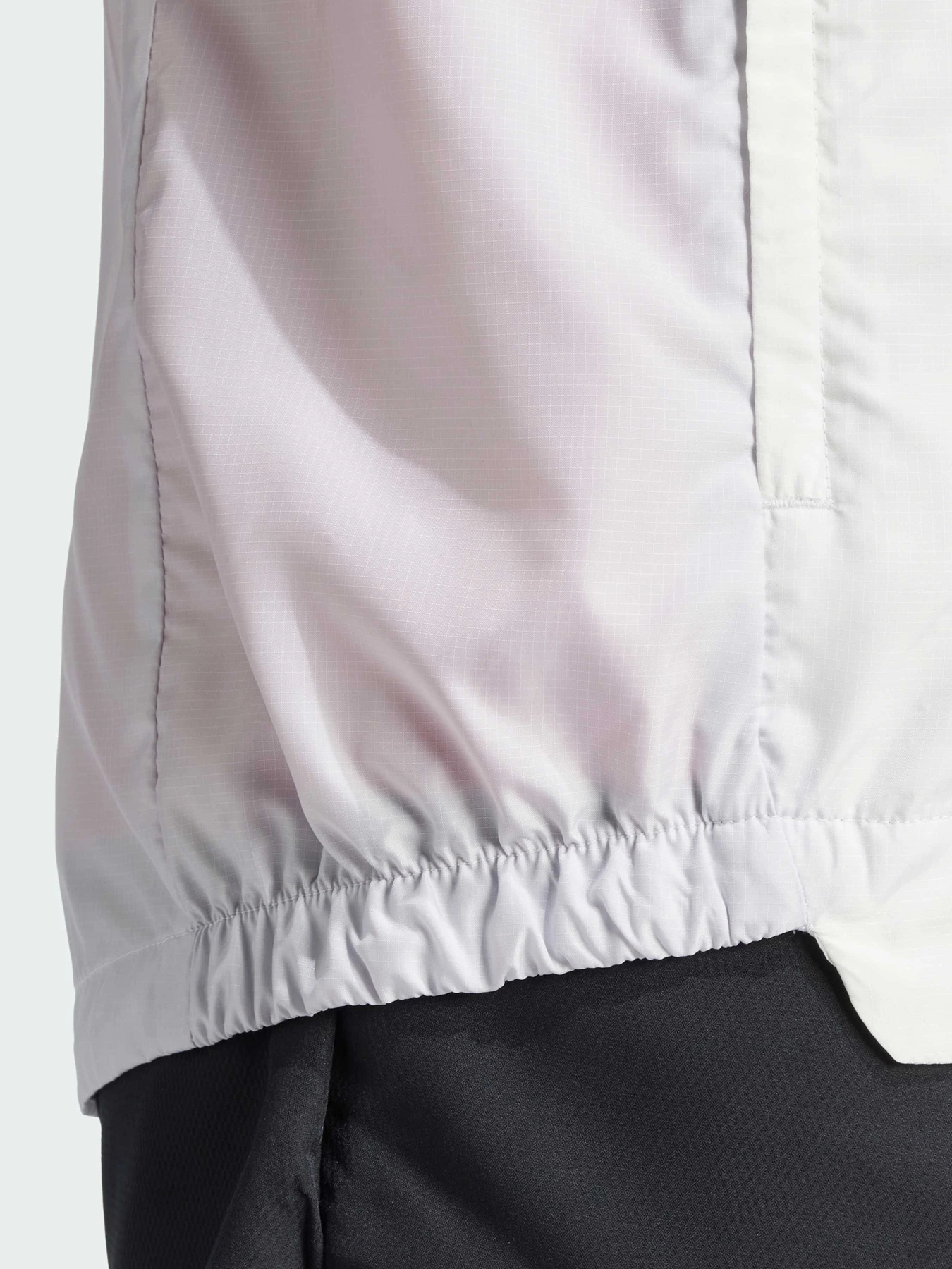 Куртки та дублянки Adidas модель JD8437 Фото