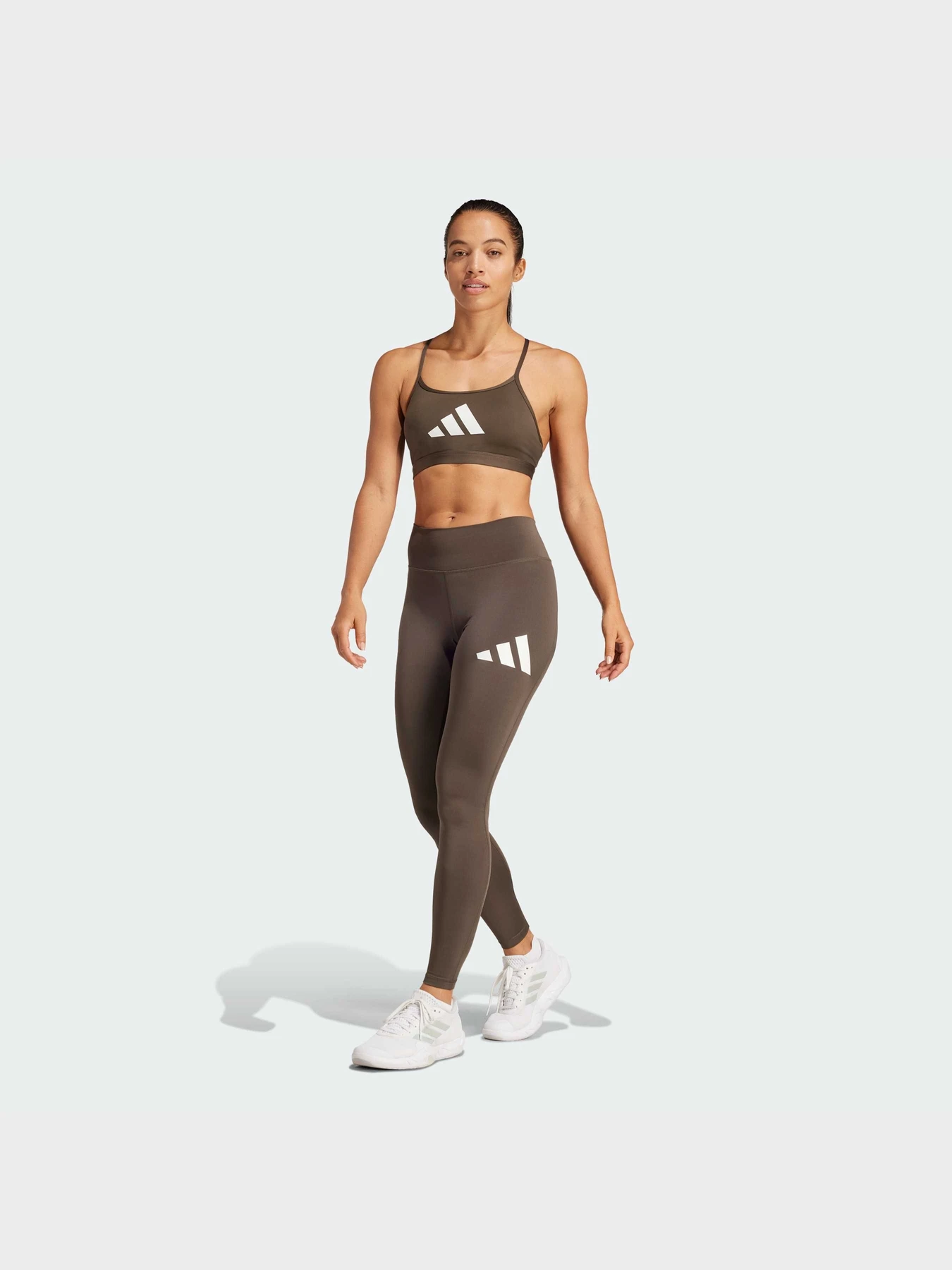 Футболки и поло Adidas модель JE3774 Футболки и поло Adidas модель JE3774 Фото