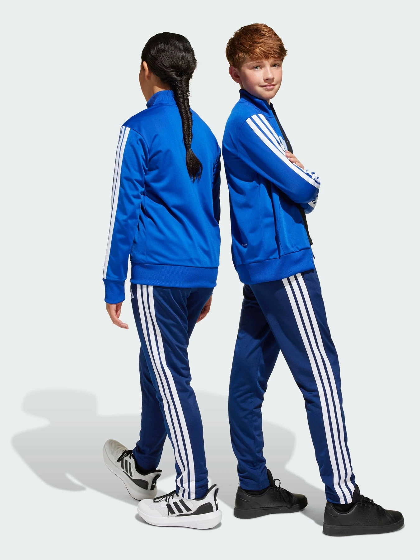 Костюмы Adidas модель JC7518 Костюмы Adidas модель JC7518 Фото