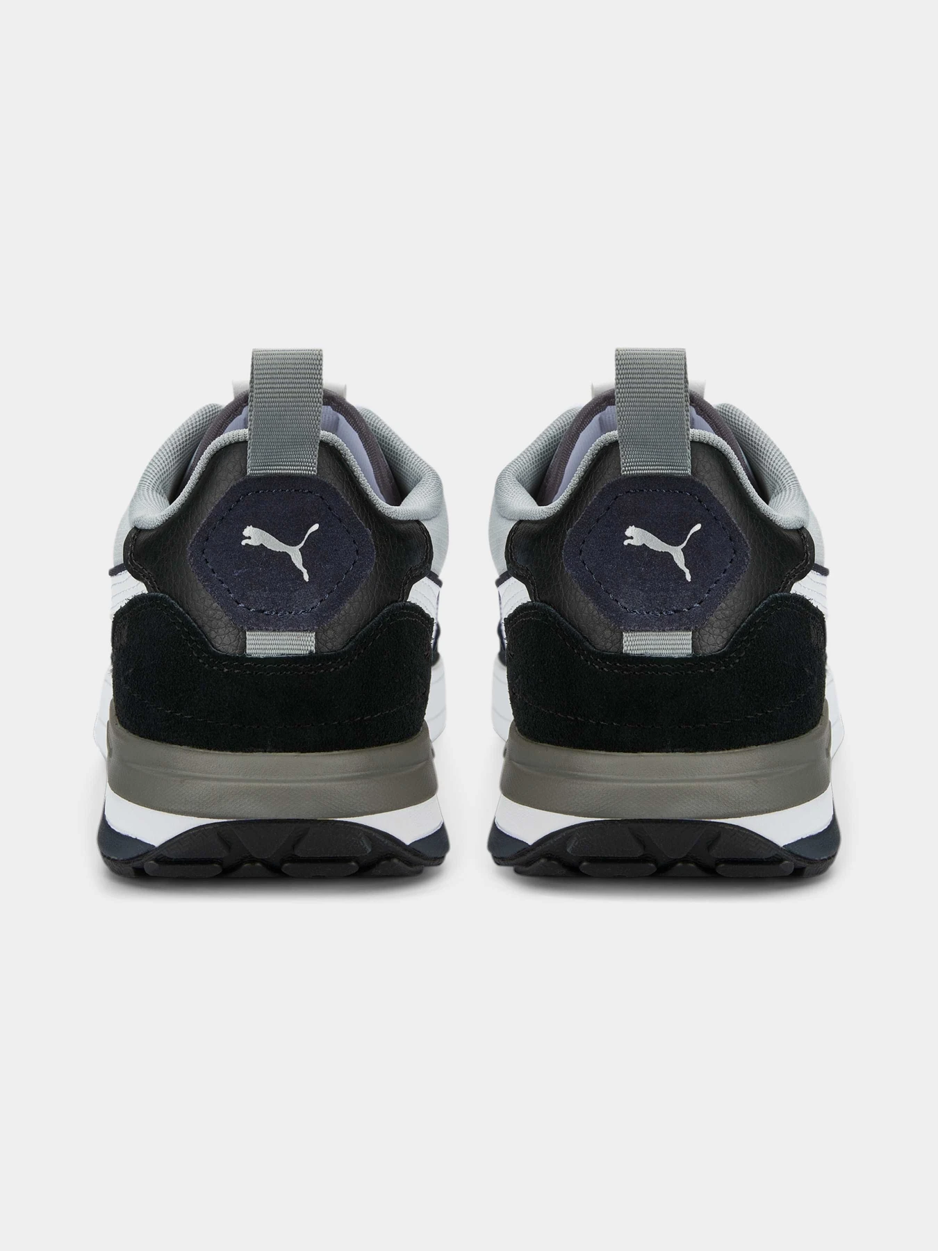 Кросівки PUMA R22 модель 383462 Фото