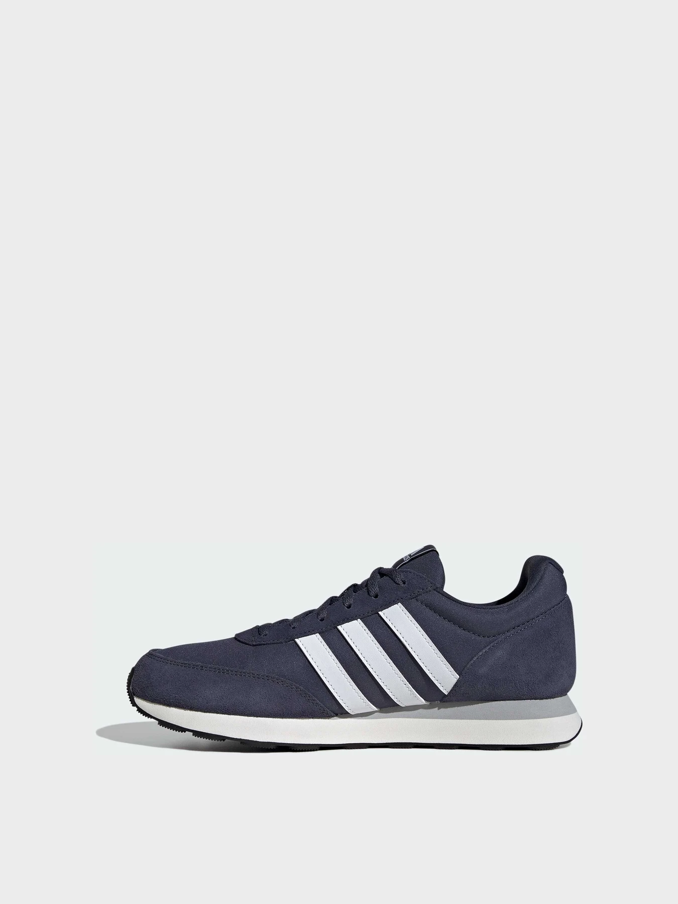Кроссовки Adidas модель IE3825 Кроссовки Adidas модель IE3825 Фото