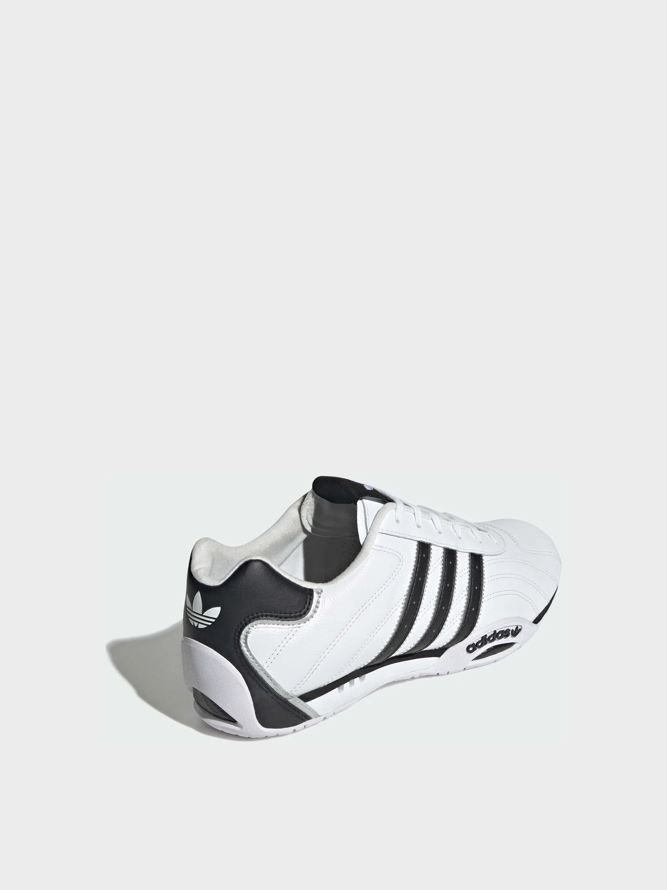 Кроссовки Adidas модель JH8732 Кроссовки Adidas модель JH8732 Фото