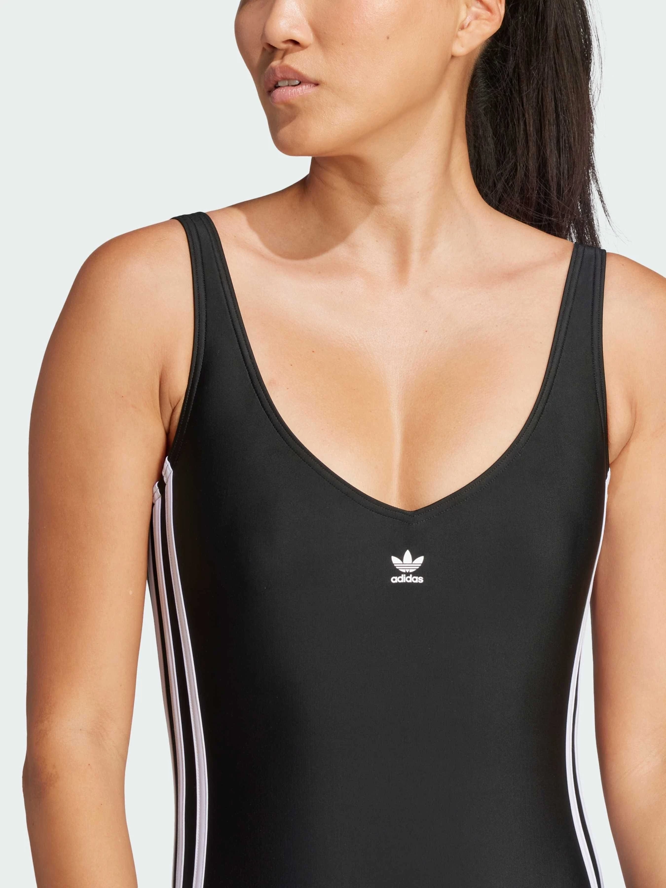 Одежда для пляжа Adidas Adicolor модель JG5775 Одежда для пляжа Adidas Adicolor модель JG5775 Фото