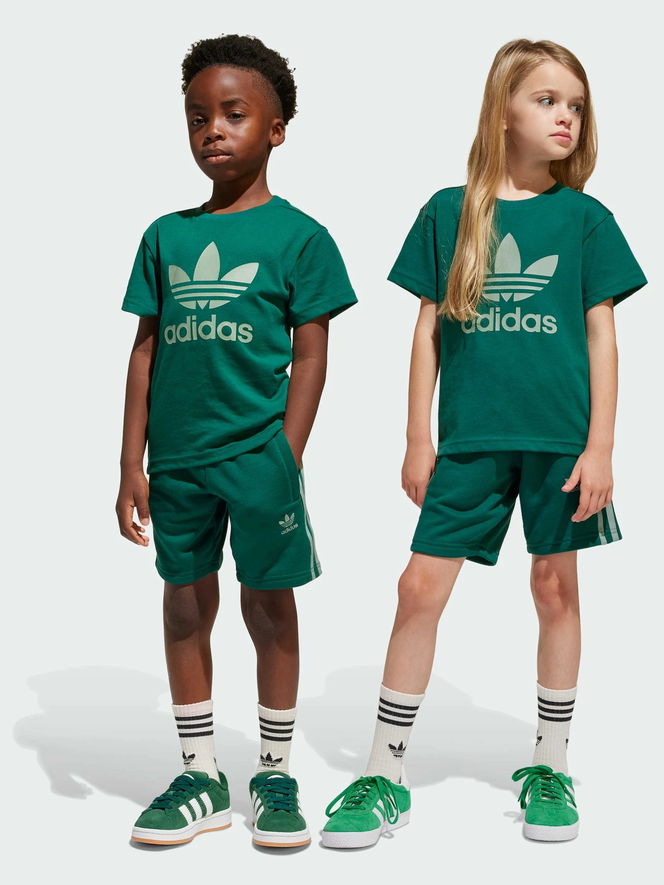 Костюмы Adidas Adicolor модель JC9159 Костюмы Adidas Adicolor модель JC9159 Фото