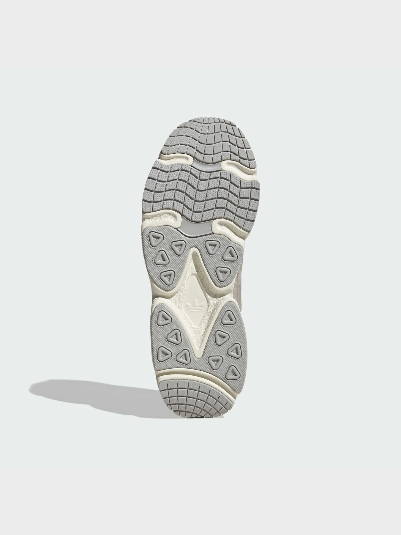Кроссовки Adidas Ozweego модель JI2627 Кроссовки Adidas Ozweego модель JI2627 Фото