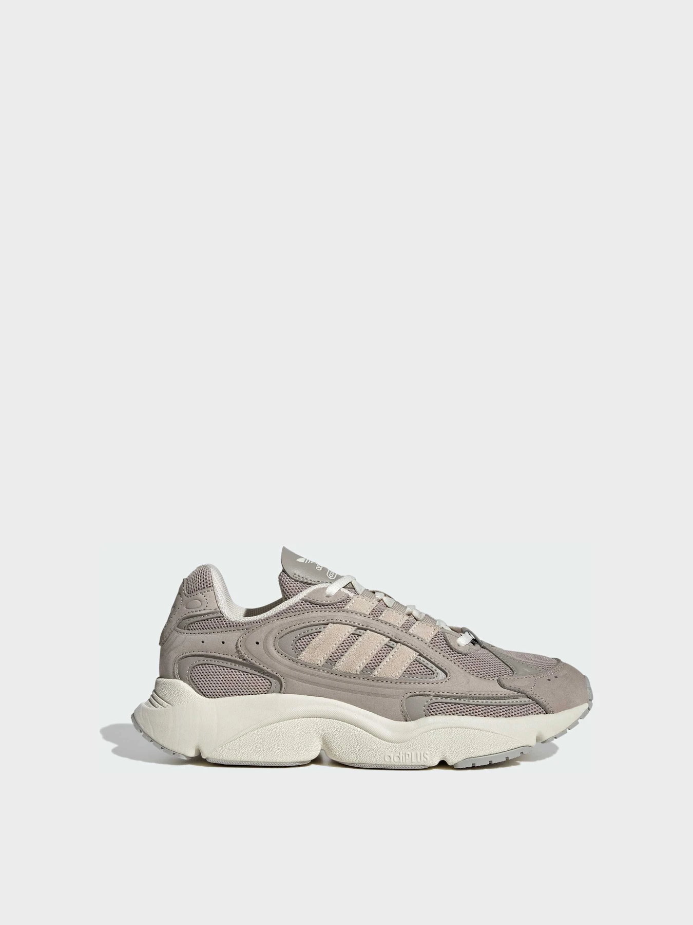Кроссовки Adidas Ozweego модель JI2627 Кроссовки Adidas Ozweego модель JI2627 Фото