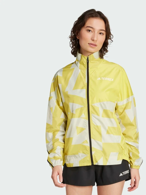 Куртки та дублянки Adidas модель JF1502 Фото