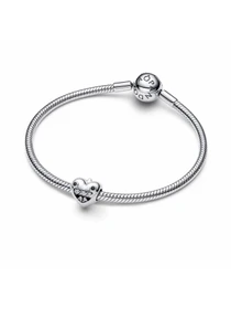 Классические PANDORA модель 793768C01 Фото