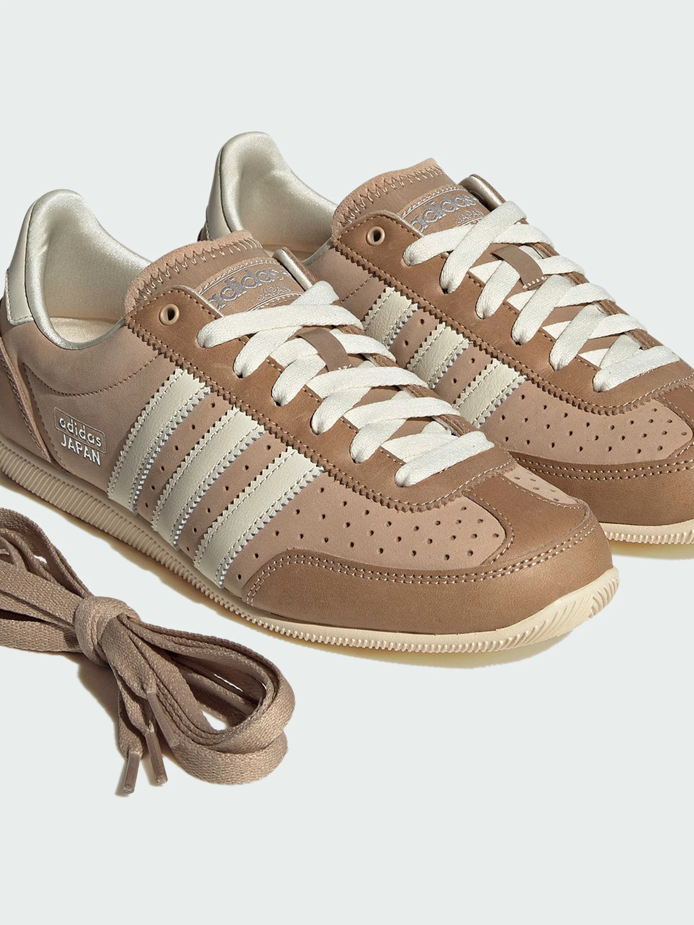 Кеди Adidas модель JS0253 Кеди Adidas модель JS0253 Фото