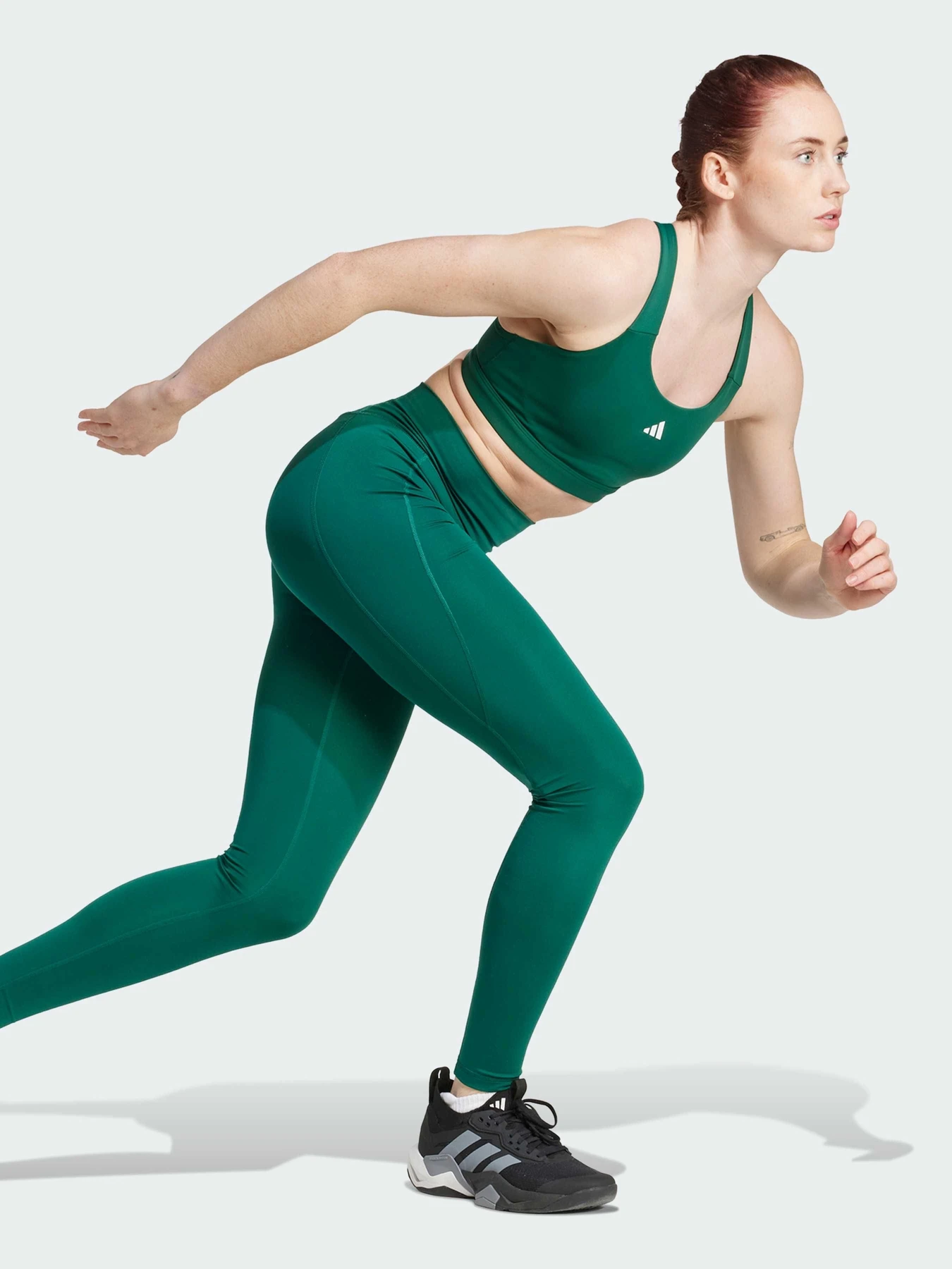 Футболки и поло Adidas модель JI7983 Футболки и поло Adidas модель JI7983 Фото