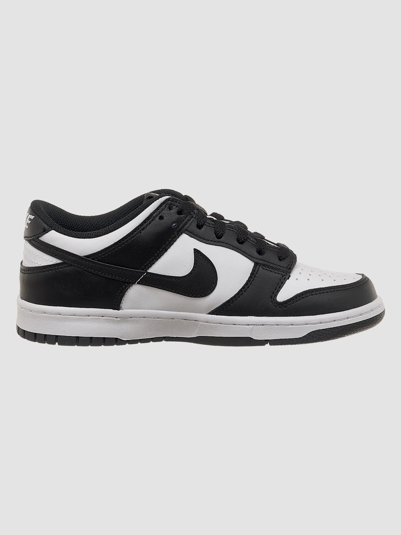 Кроссовки NIKE Dunk Low модель CW1590-100 Кроссовки NIKE Dunk Low модель CW1590-100 Фото