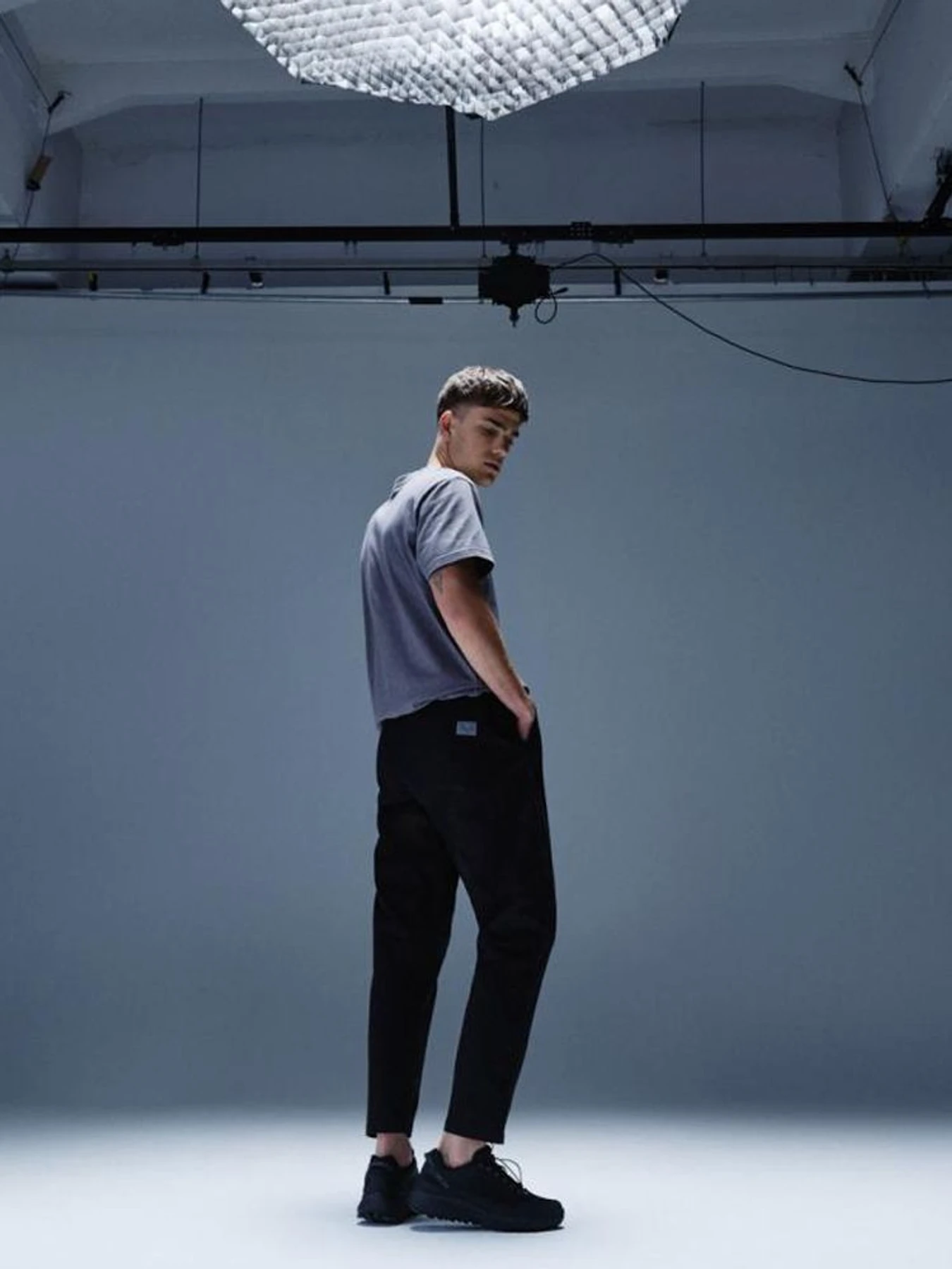 Брюки DIVERSE Fabien модель 10044952 Брюки DIVERSE Fabien модель 10044952 Фото