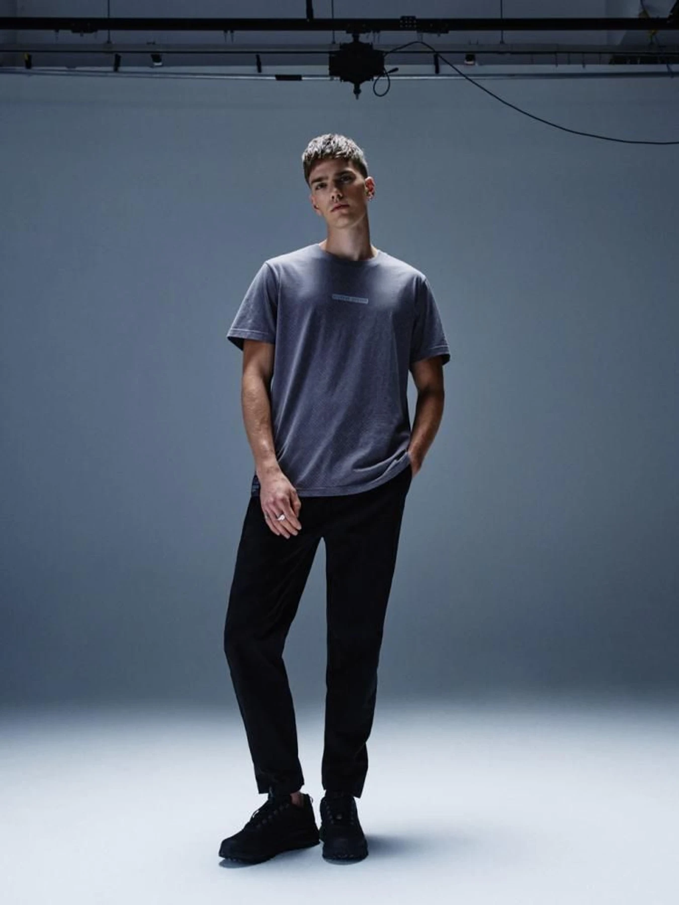 Брюки DIVERSE Fabien модель 10044952 Брюки DIVERSE Fabien модель 10044952 Фото