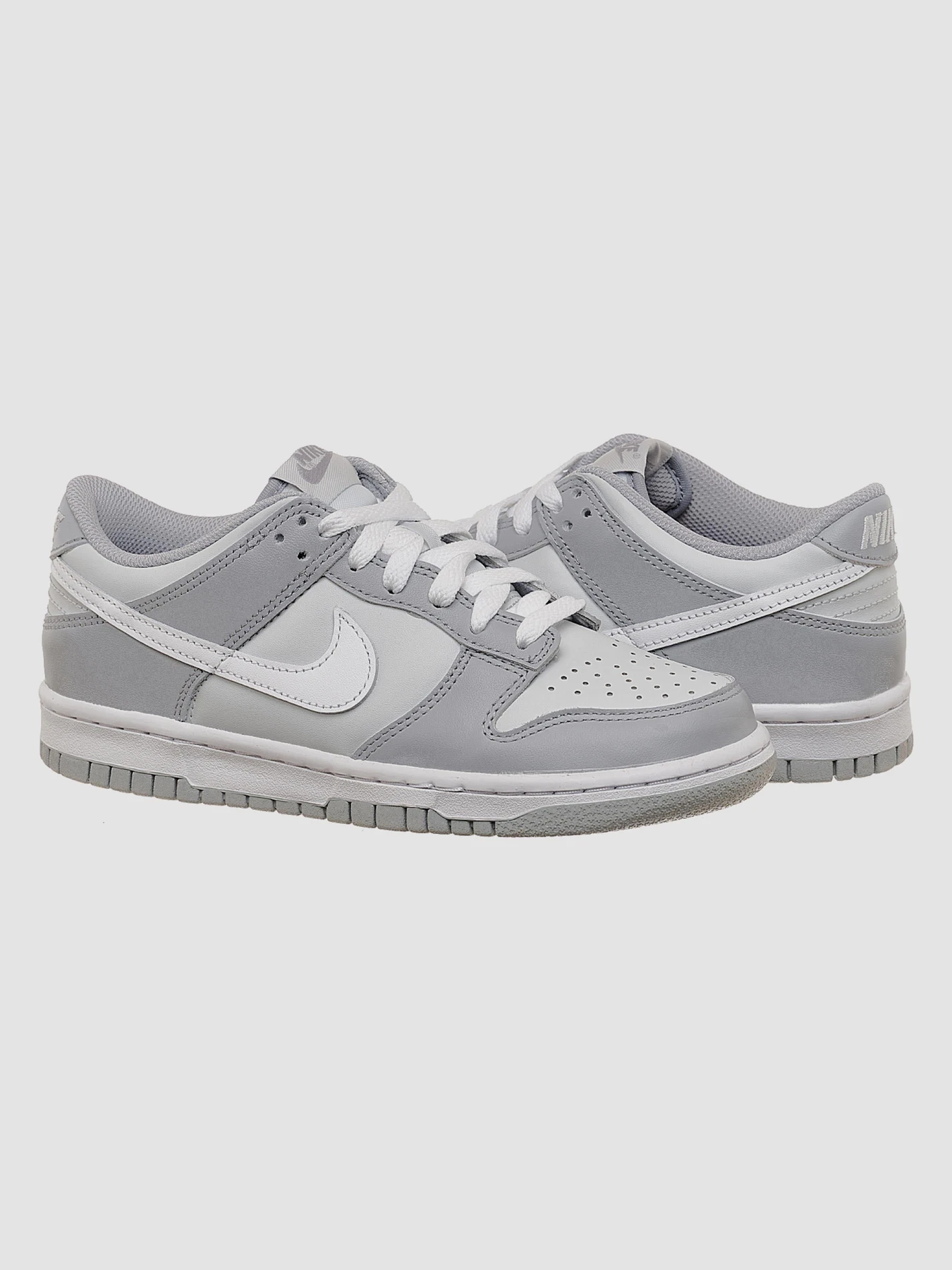 Кросівки NIKE Dunk Low Two-Toned модель DH9765-001 Кросівки NIKE Dunk Low Two-Toned модель DH9765-001 Фото