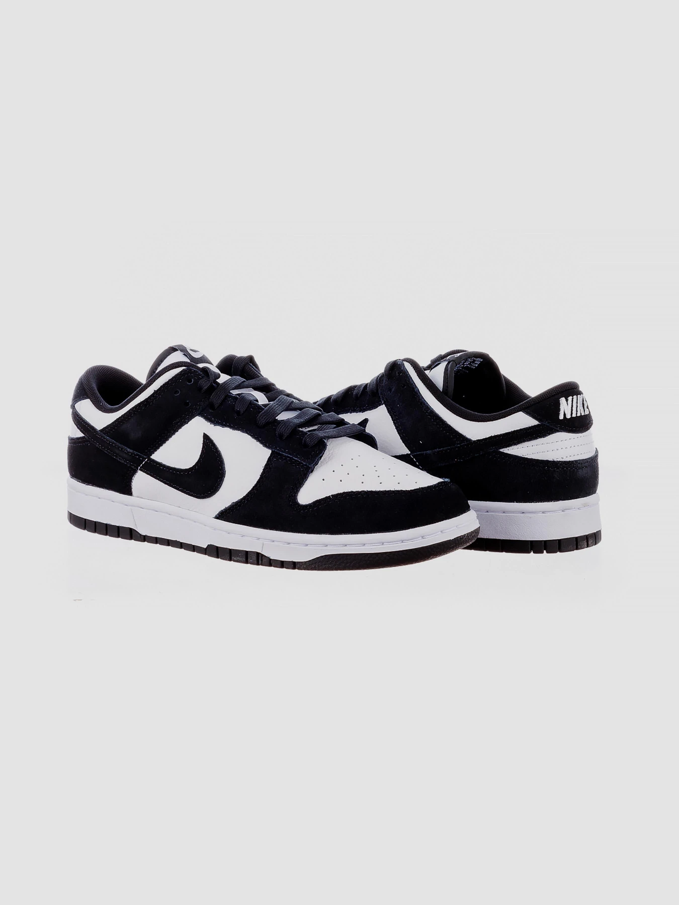 Кросівки NIKE Dunk Low Retro модель FQ8249-100 Кросівки NIKE Dunk Low Retro модель FQ8249-100 Фото