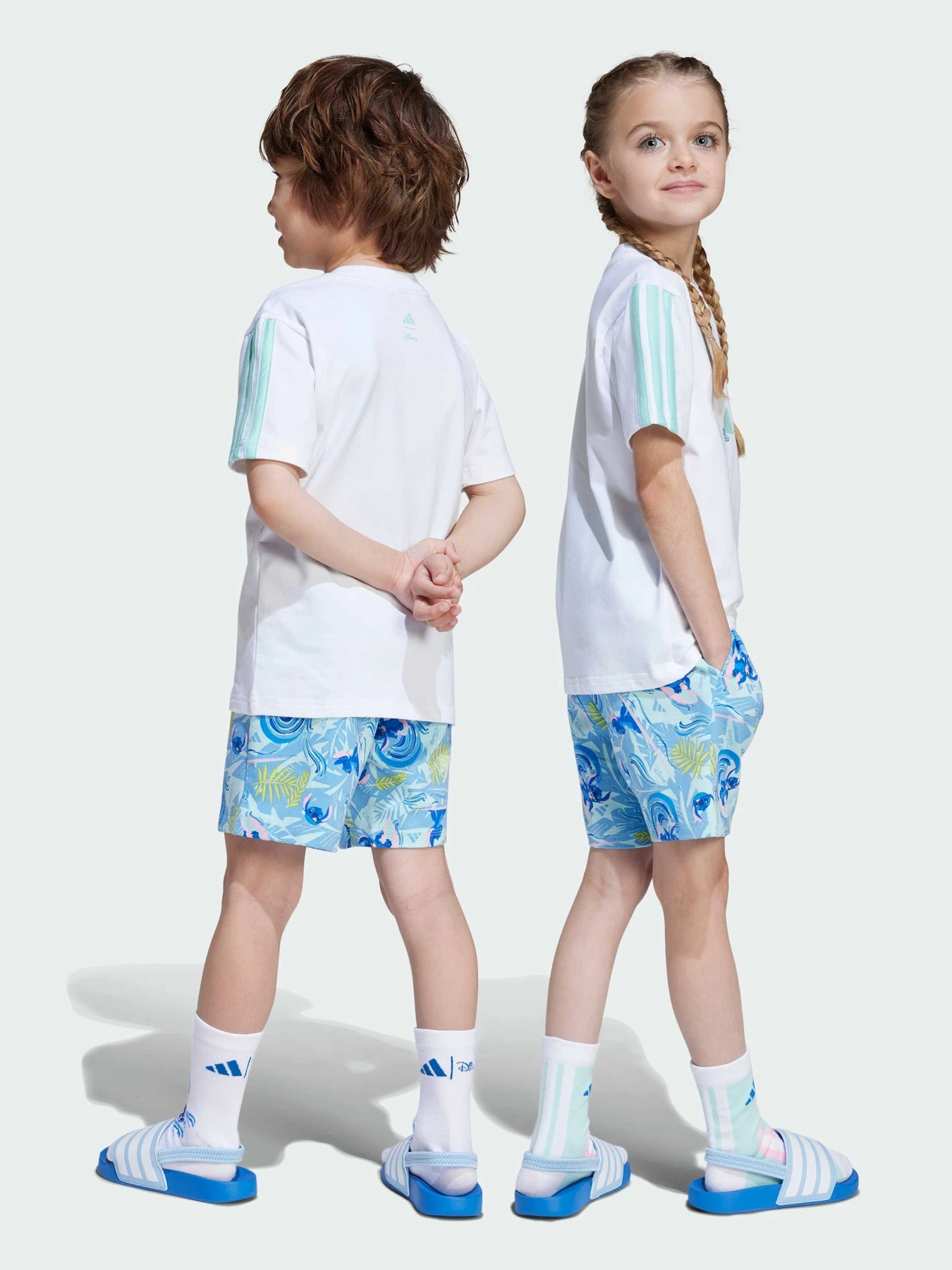Костюмы Adidas x Disney модель JF3659 Костюмы Adidas x Disney модель JF3659 Фото