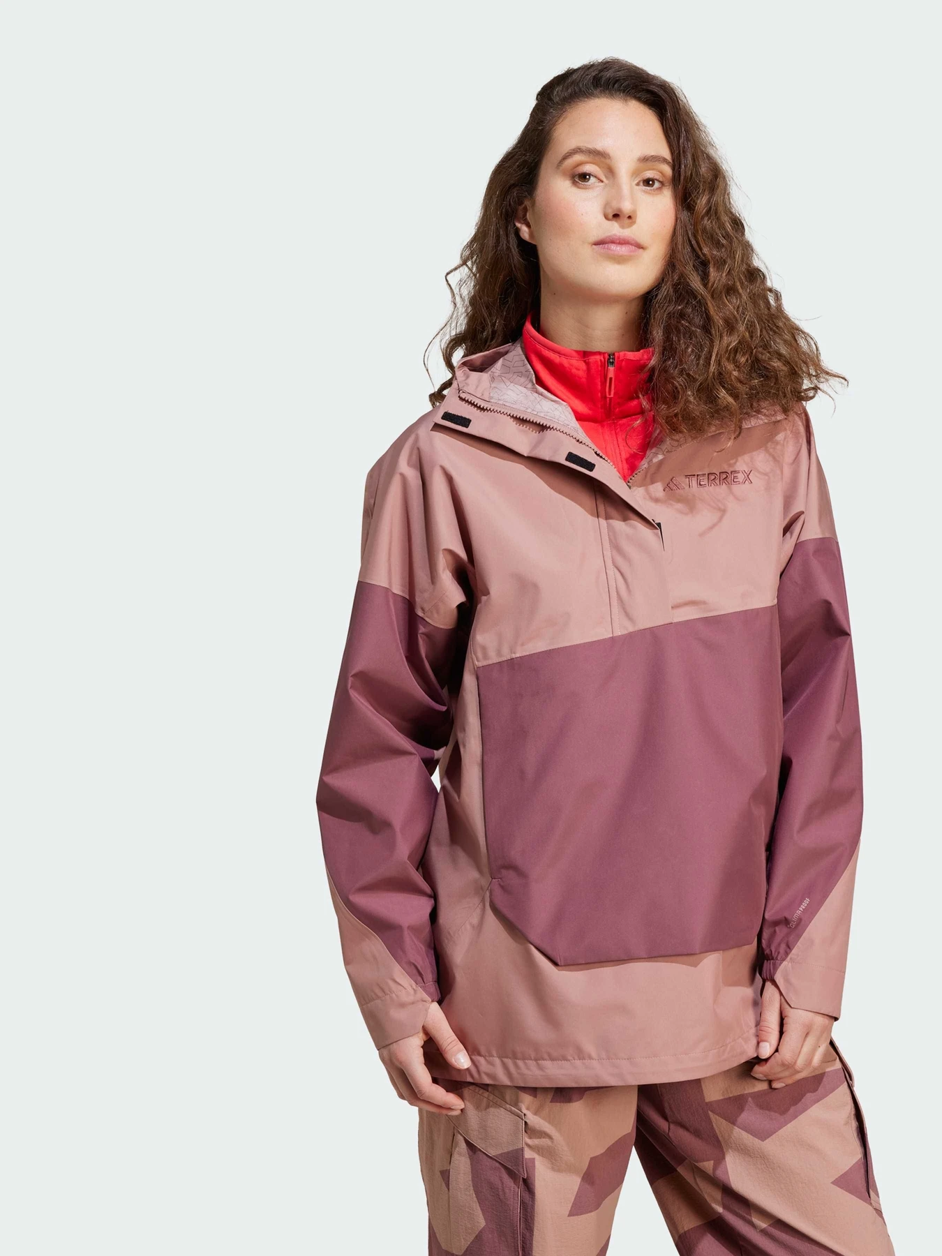 Куртки та дублянки Adidas Terrex модель JD8370 Фото
