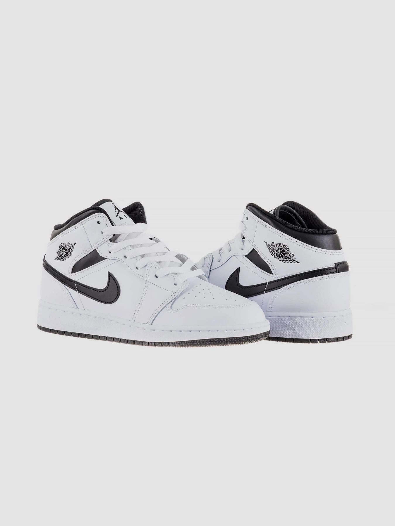 Кросівки Jordan Air 1 Mid модель DQ8423-132 Фото