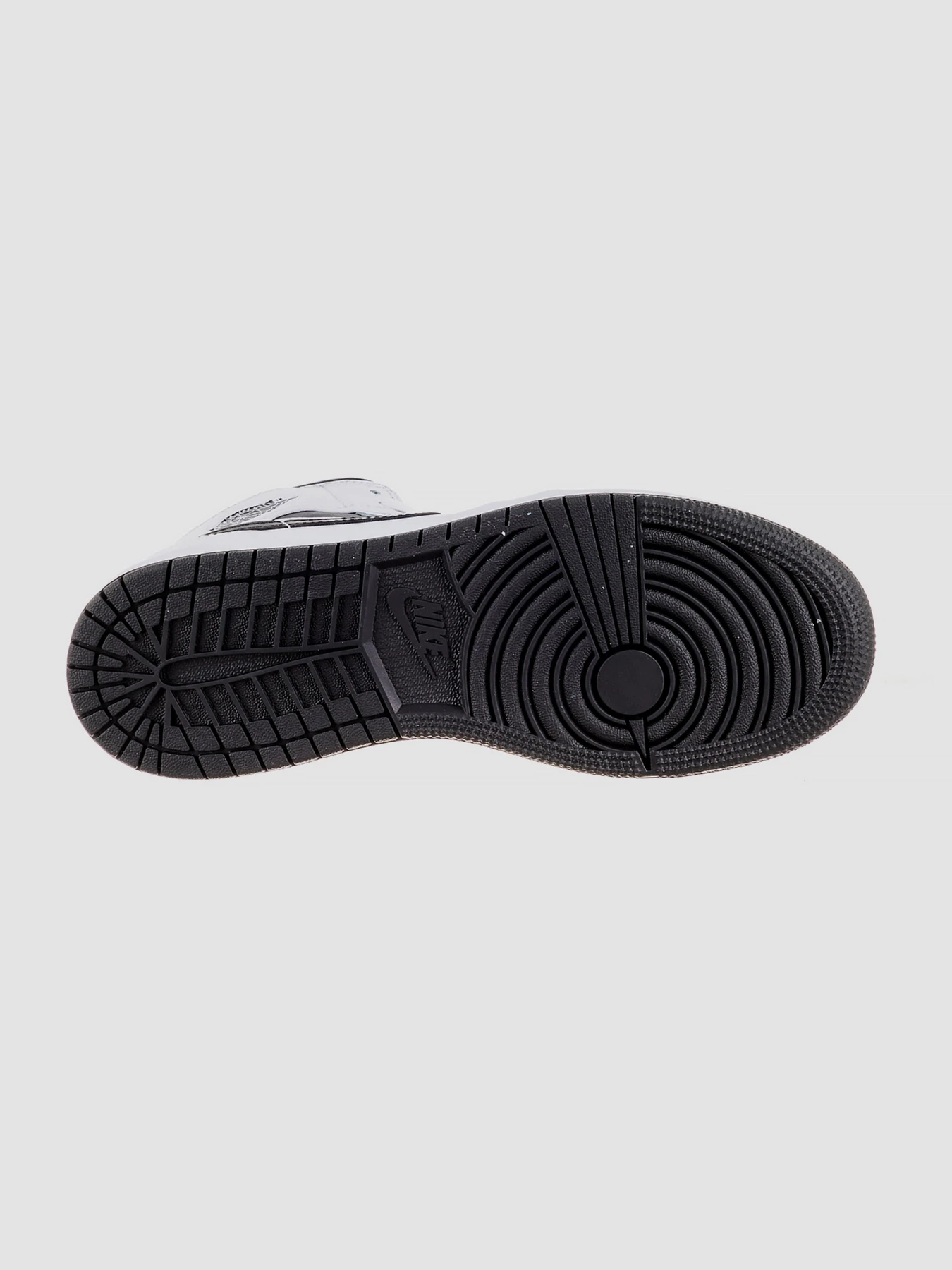 Кросівки Jordan Air 1 Mid модель DQ8423-132 Фото