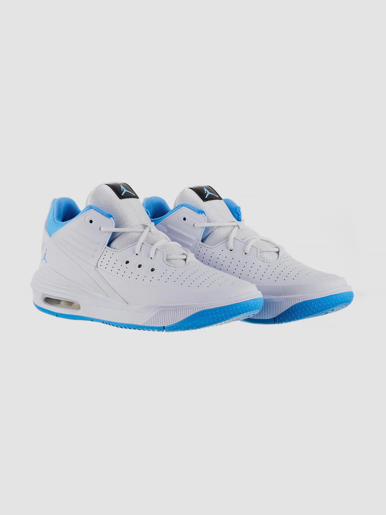 Кроссовки Jordan Max Aura 5 модель DZ4353-104 Кроссовки Jordan Max Aura 5 модель DZ4353-104 Фото