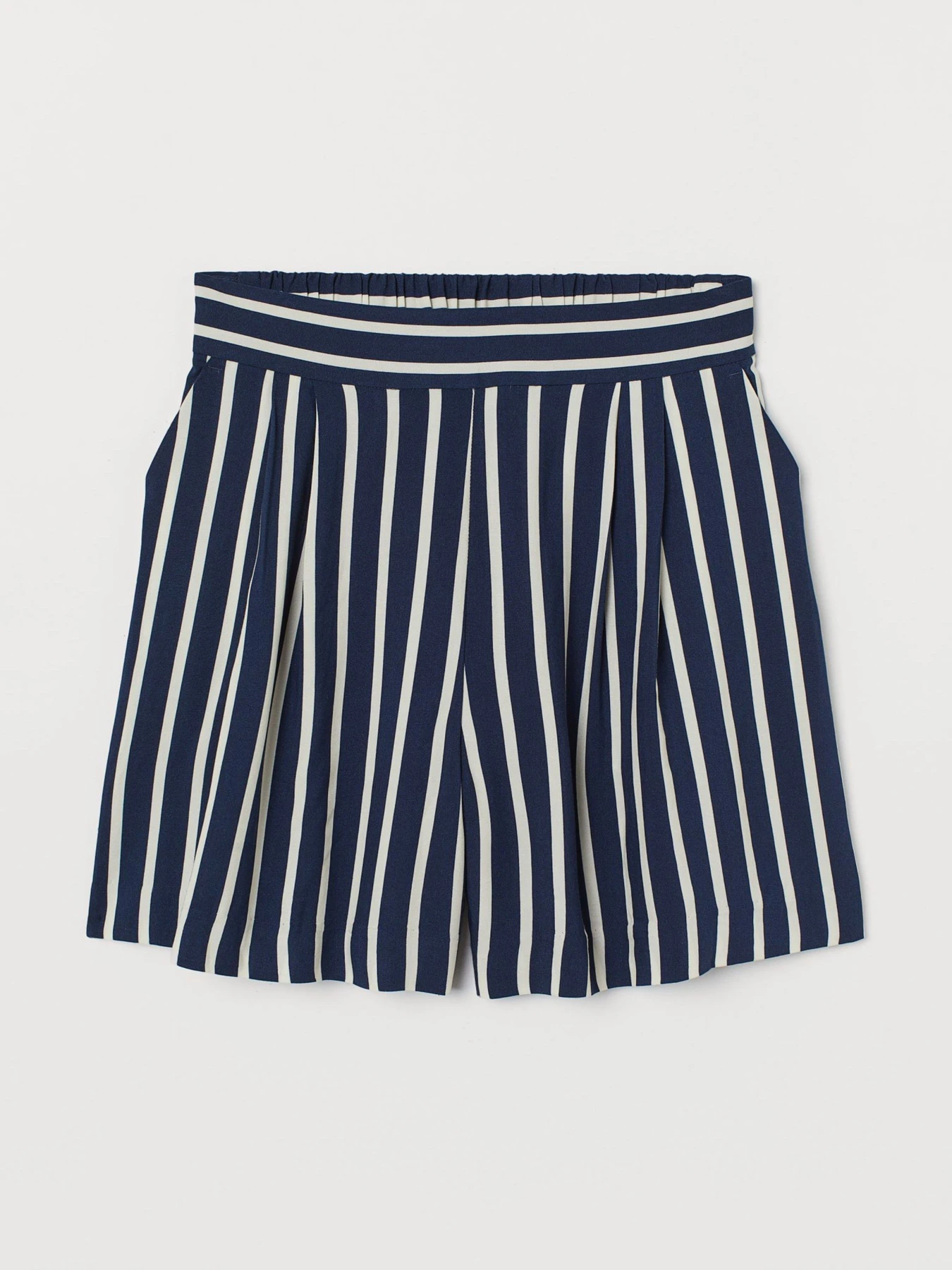 Шорти H&M модель 46140 Фото