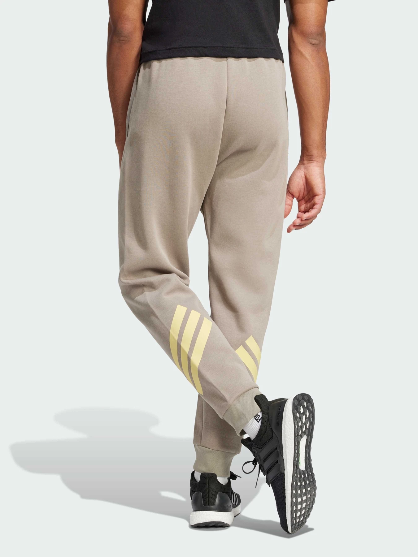 Брюки Adidas 3 Stripes модель JD4862 Брюки Adidas 3 Stripes модель JD4862 Фото