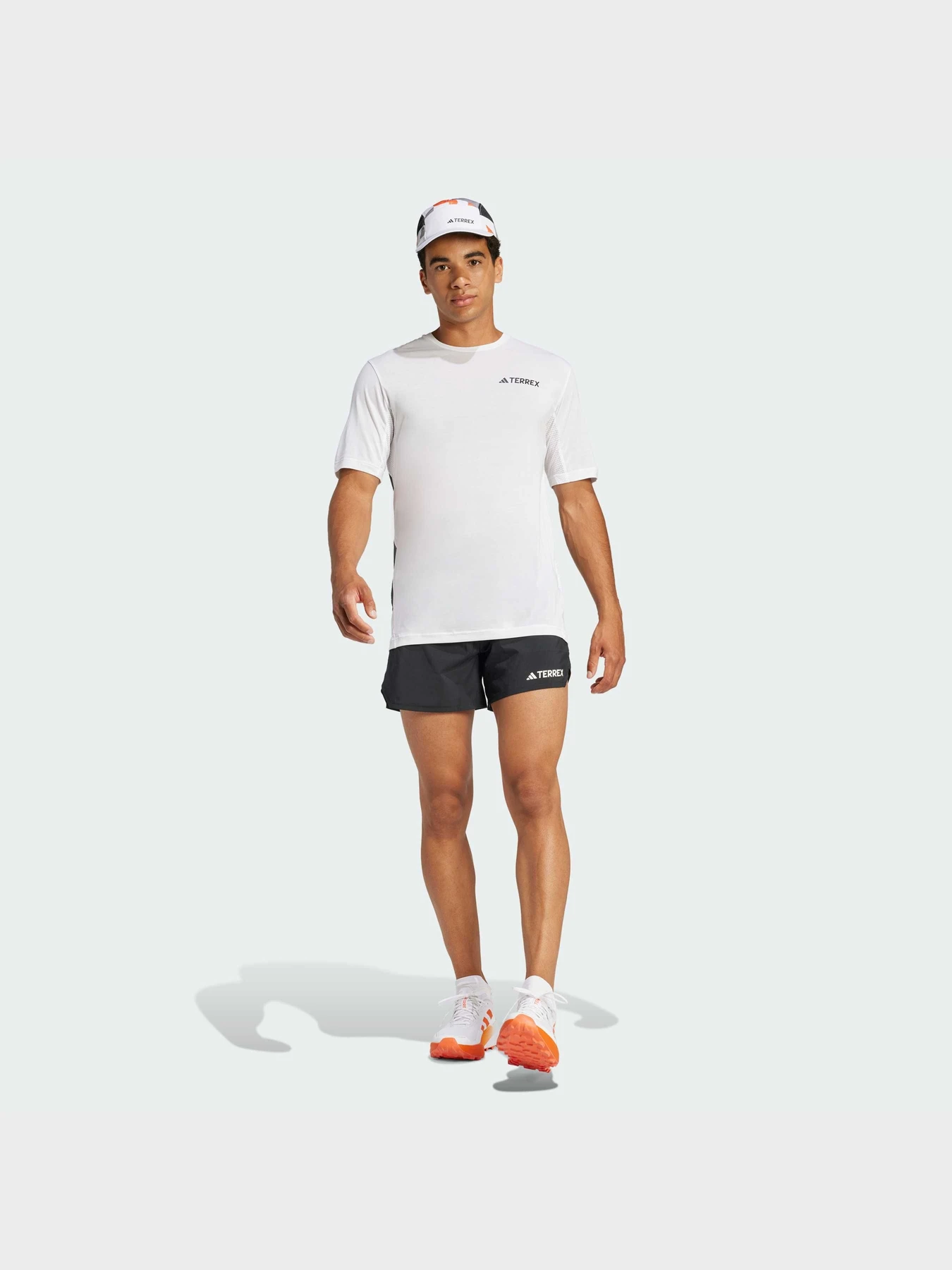 Футболки и поло Adidas Terrex модель JN8134 Футболки и поло Adidas Terrex модель JN8134 Фото